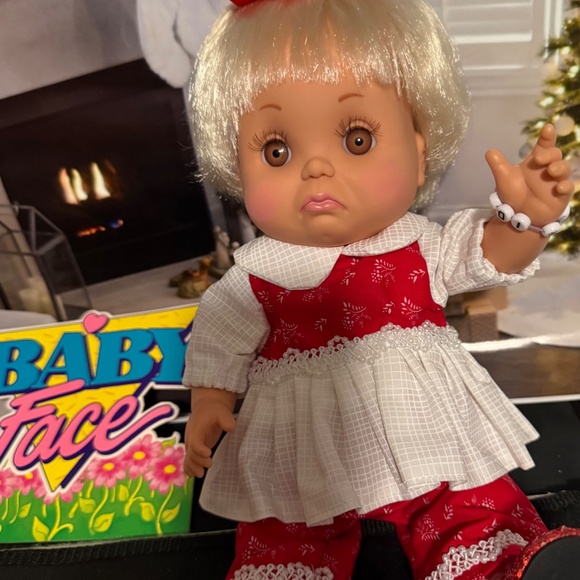 Galoob Custom Baby Face “Miss Bashful Bridgett” - Picture 8 of 9